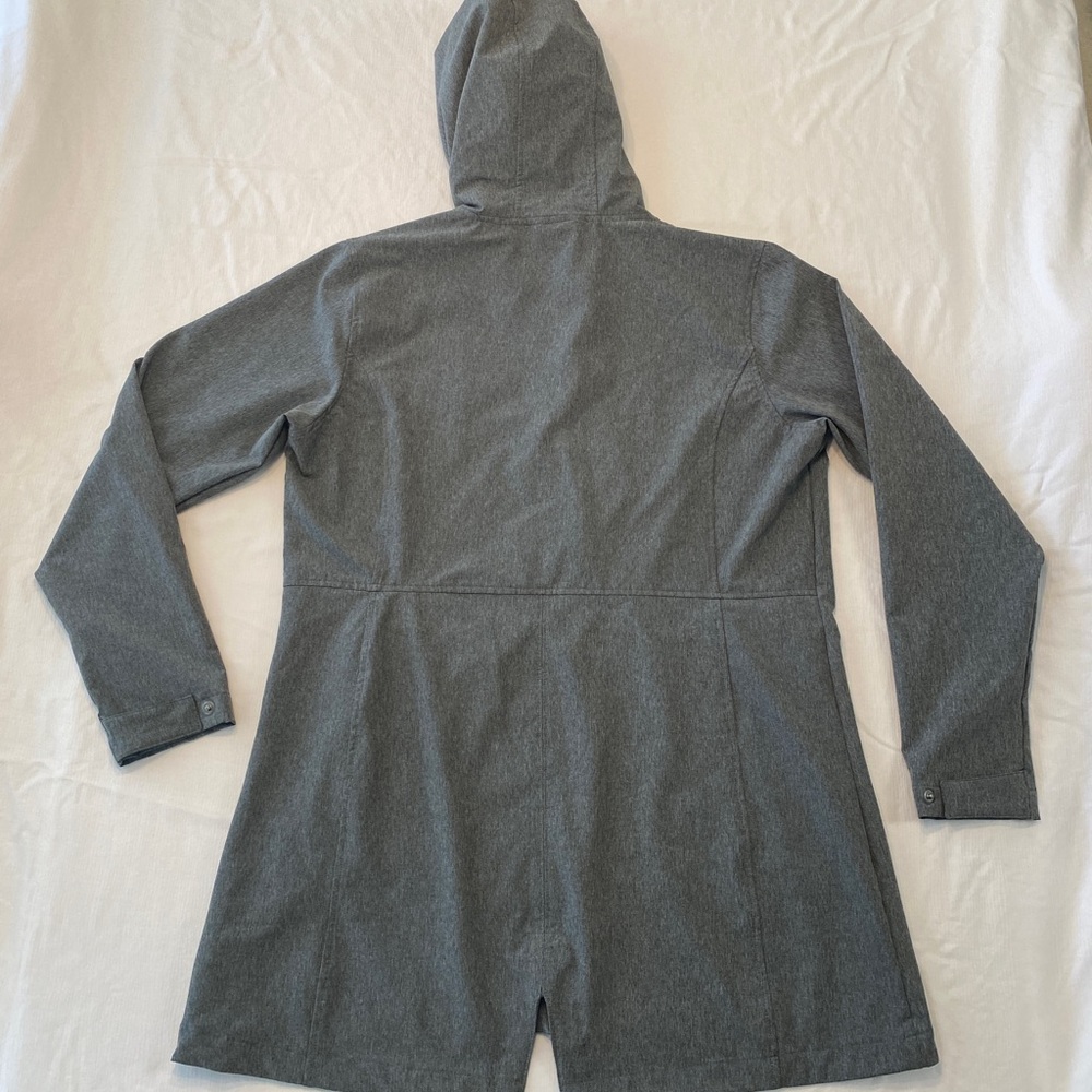 Columbia Miller Peak Softshell Rain Jacket - Picture 11 of 16